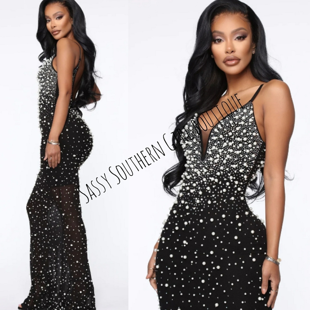 🆕⭐ Black pearl beaded maxi formal dress
